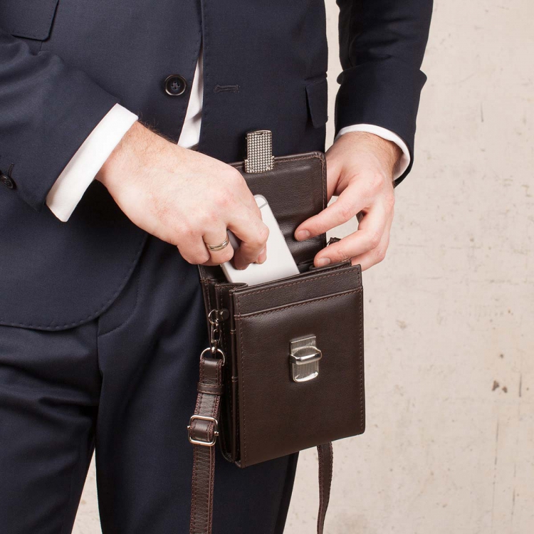 Коричневая сумка на пояс Tormarton Brown